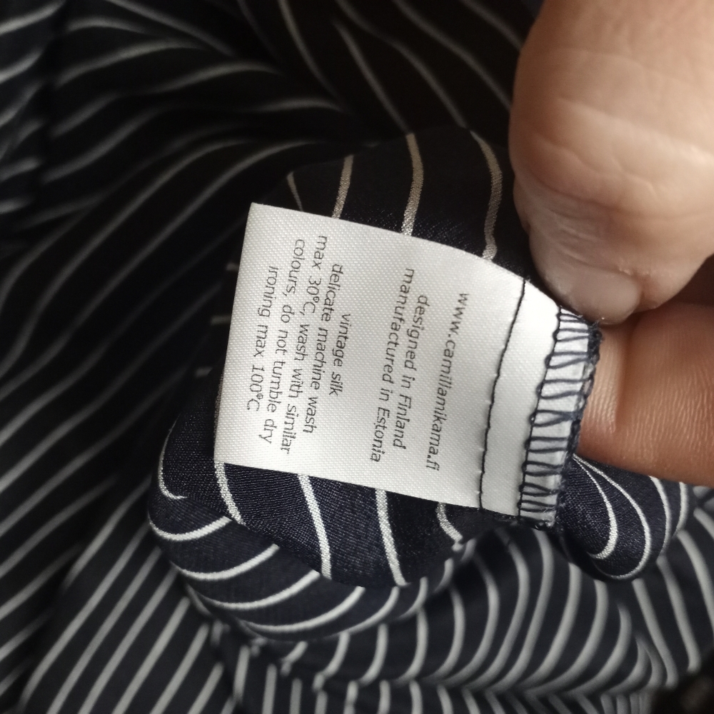 CAMILLA MIKAMA Vintage-Silk Asymmetric Shift Dress - Picture 4 of 4